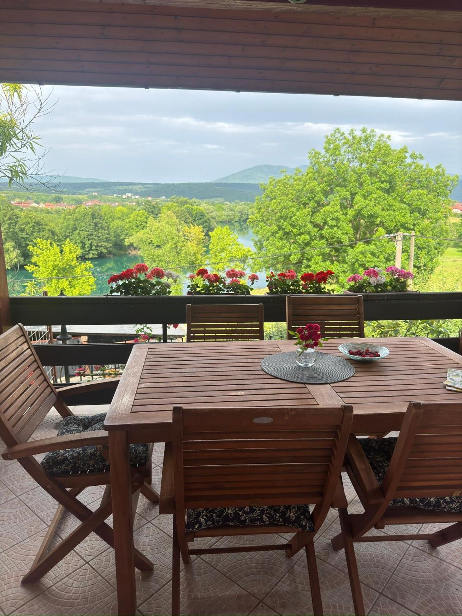 Willa Resting House Oaza Bihać Zewnętrze zdjęcie